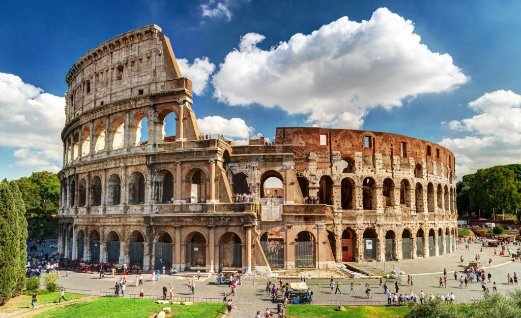 COLISEO ROMANO: DESCUBRE su HISTORIA y ARQUITECTURA