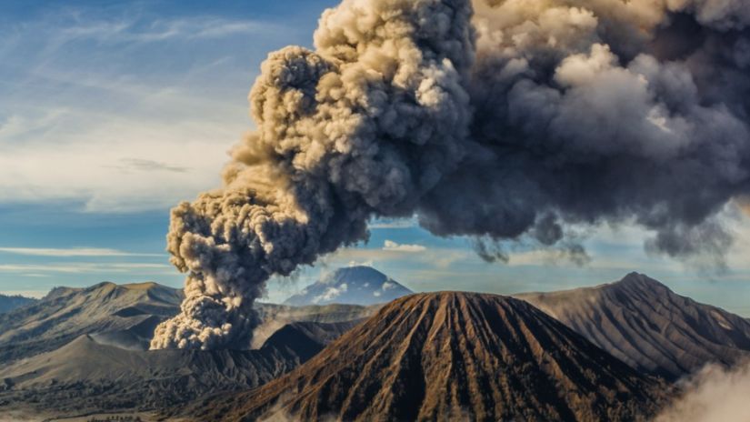 Cómo se forman los volcanes y cuál es su impacto ambiental