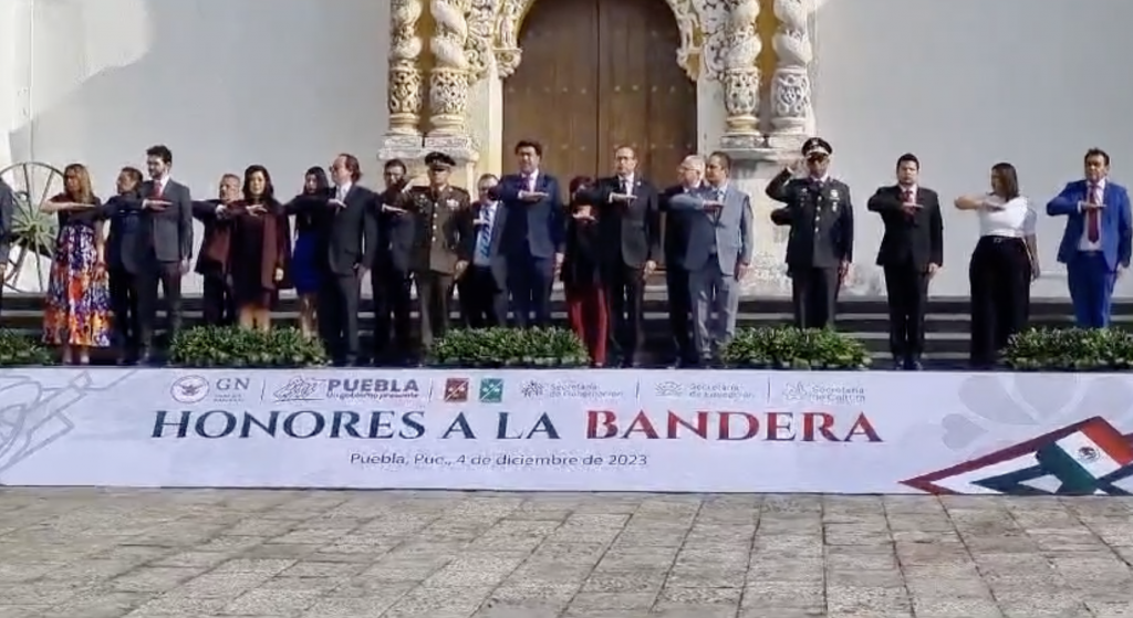 CUÁL ES LA Importancia DE LOS HONORES A LA BANDERA EN SOCIEDAD