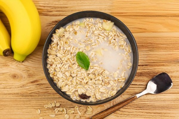 Cuáles alimentos producen acidez y cómo podemos evitarlos