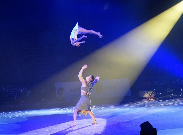 Cuáles son los beneficios y el concepto de la gimnasia acrobática