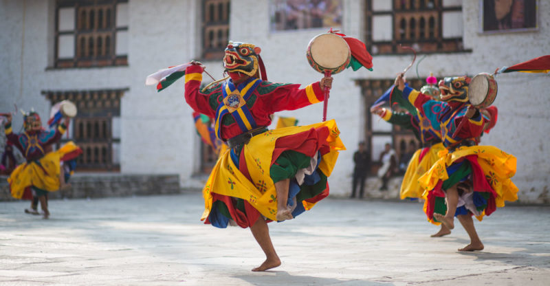 DANZAS TRADICIONALES: Características y Ejemplos interesantes