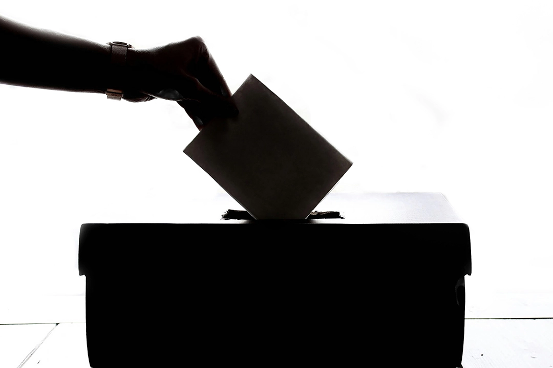 DELIBERAMOS: DESCUBRE QUÉ ES DELIBRAR en DEMOCRACIA