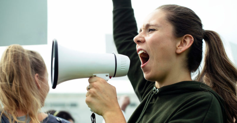 DERECHO A LA EXPRESIÓN: Libertades Cotidianas Cómo