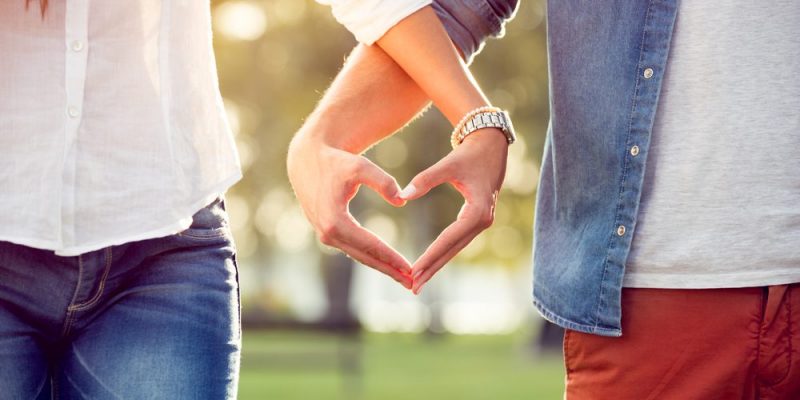 En qué consiste el enamoramiento y qué factores lo definen