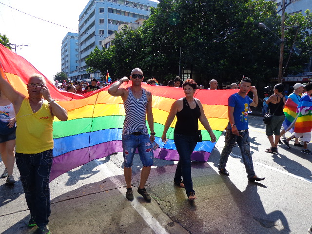 Es correcto escribir AGRADEZCO o AGRADESCO Descúbrelo aquí