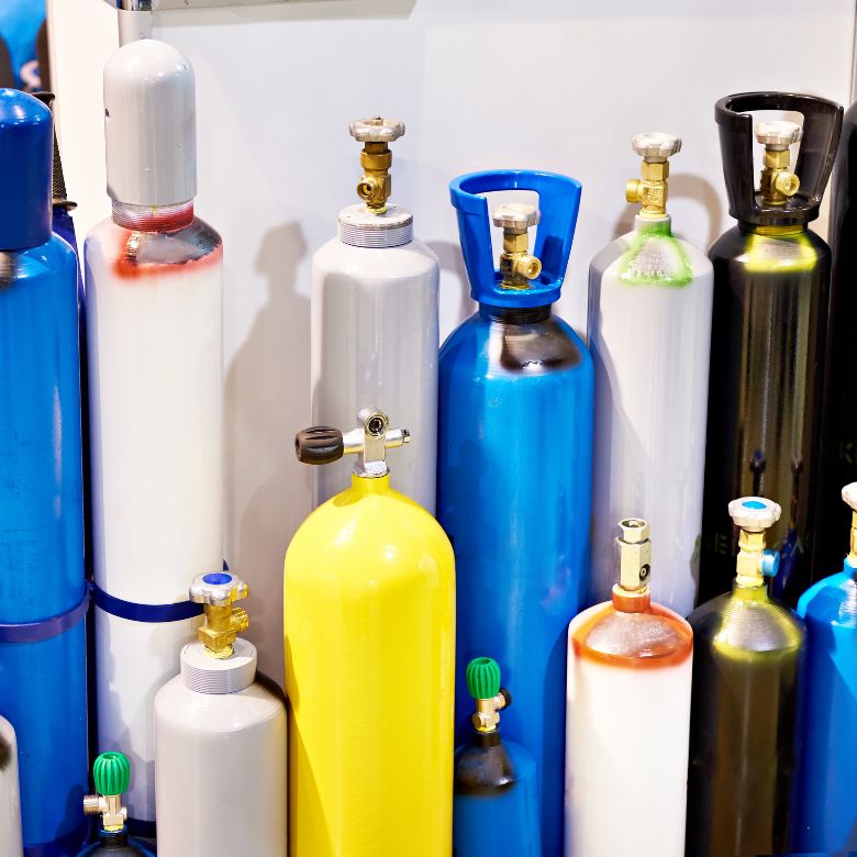 GAS NOBLE: CARACTERÍSTICAS y EJEMPLOS IMPRESIONANTES