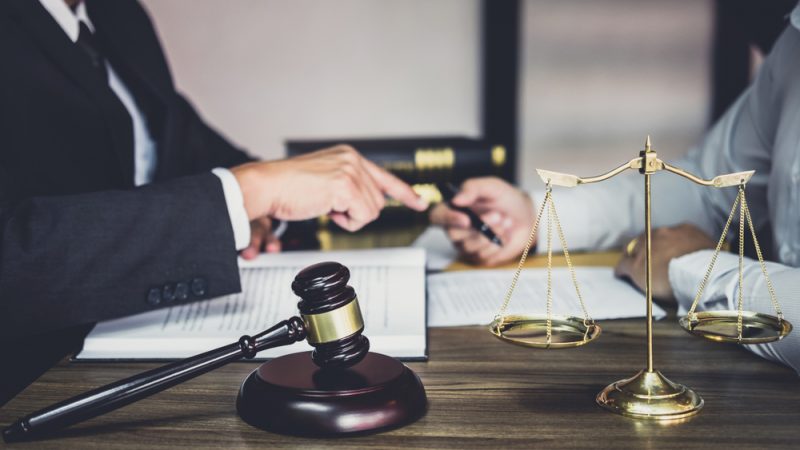 Qué es la abogacía y cuáles son sus principales características