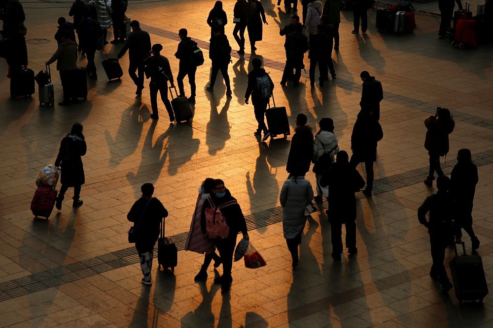 Qué es la aglomeración de personas y cuál es su impacto social