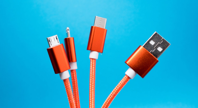 Qué es un cable USB, cuáles son sus usos y qué tipos existen