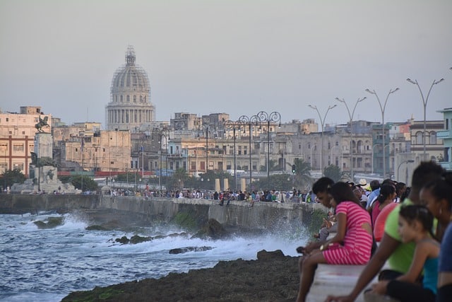 Qué es un malecón y cuál es su importancia en la costa