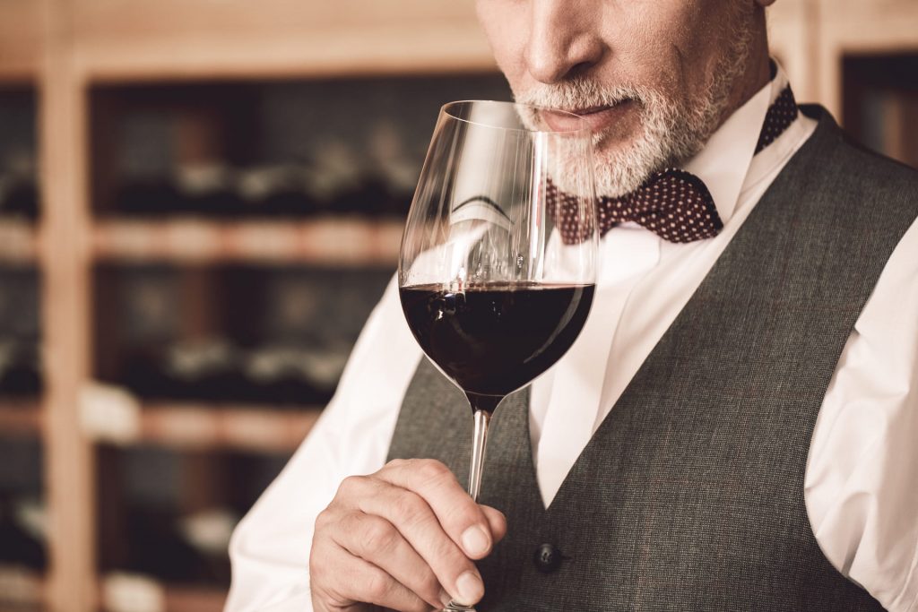 Qué es un sommelier y cuál es su origen y definición clara