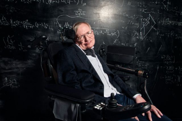 Qué nos enseña la biografía y legado inspirador de Hawking