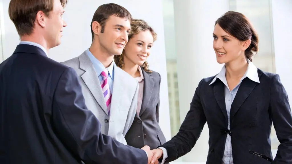 Qué son las relaciones públicas y cuáles son sus estrategias clave
