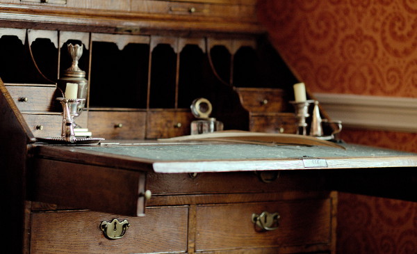 Qué Son los BUREAUX y Cuáles Son sus Usos y Definiciones Clave
