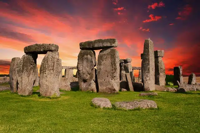 Qué son los monumentos megalíticos y cómo se clasifican