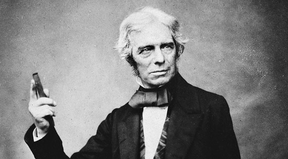 Quién fue Faraday y cómo influyó en el campo de la ciencia