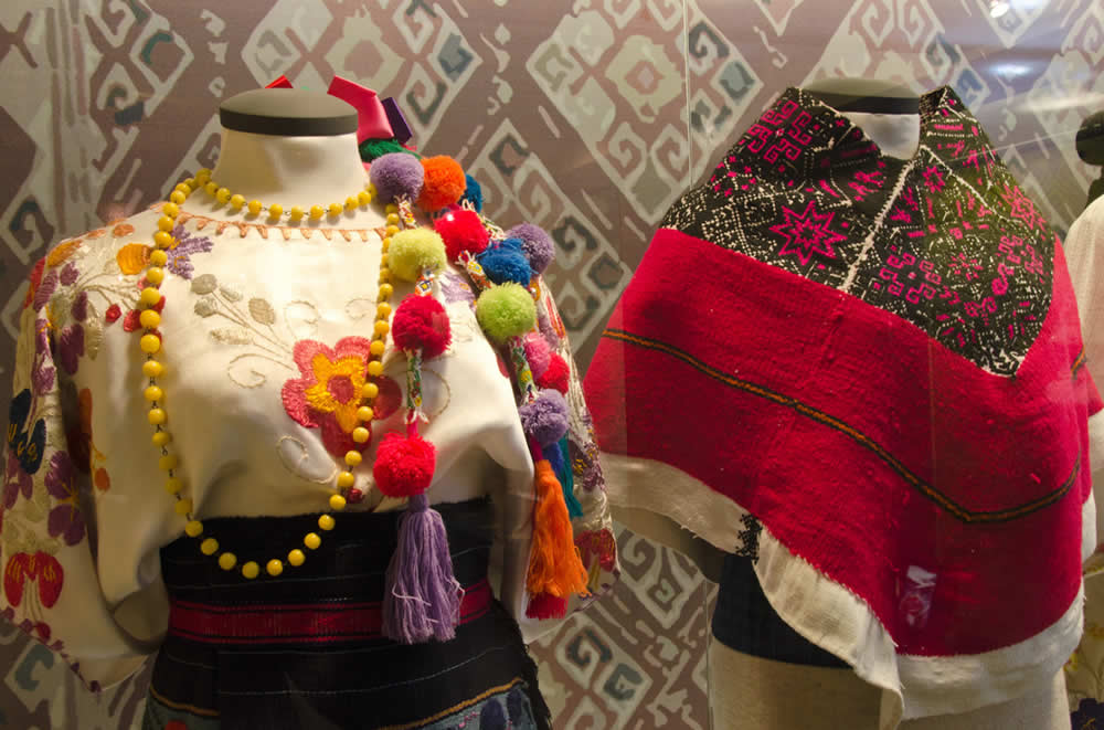 SARAPES EN SALTILLO: DESCUBRE SU BELLEZA ARTESANAL