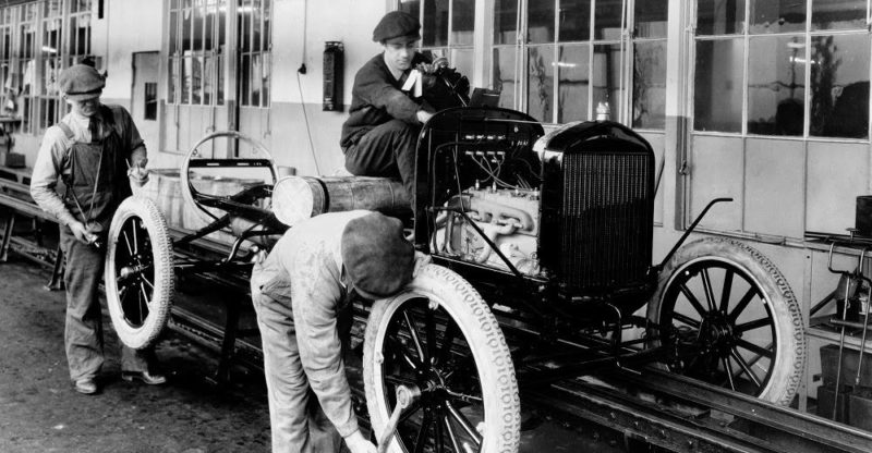 SEGUNDA REVOLUCIÓN INDUSTRIAL: Características Esenciales