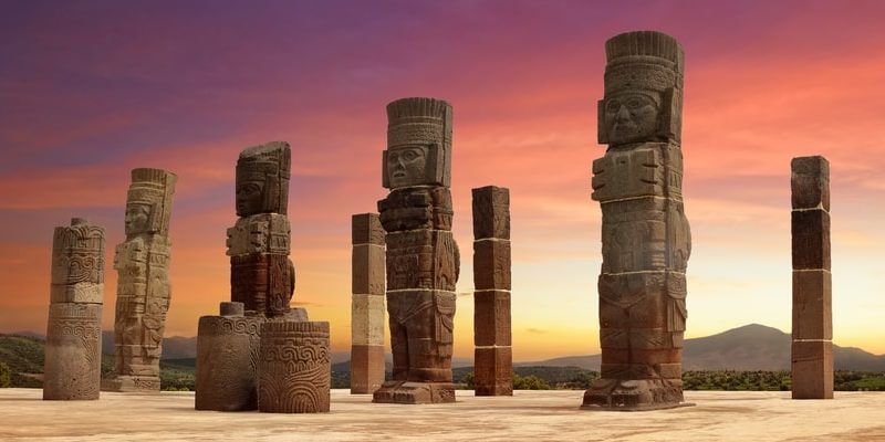 TOLTECAS: Historia, CULTURA y Características Esenciales