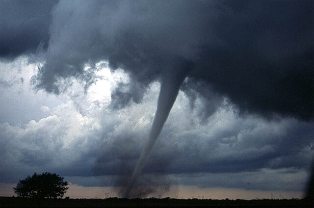 TORMENTAS: DEFINICIÓN, ORIGEN Y USOS QUE DESCONOCES