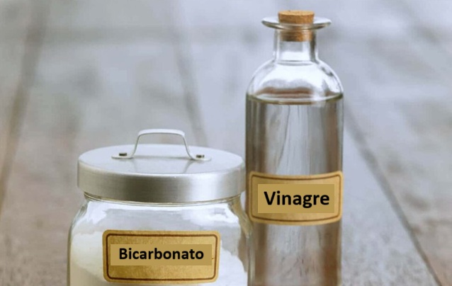 VINAGRE Y BICARBONATO: ¡Descubre su Reacción Química!