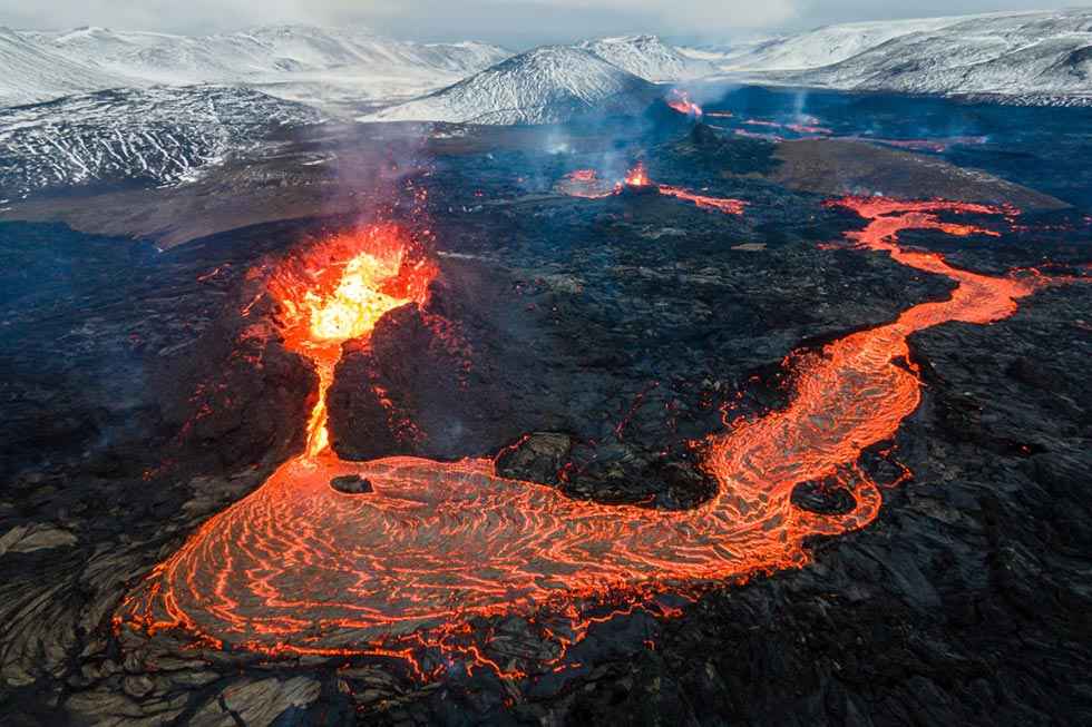 Volcanes del Mundo: 20 Ejemplos de ACTIVOS Fascinantes